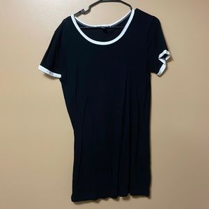 Black and White Tshirt Dress, M